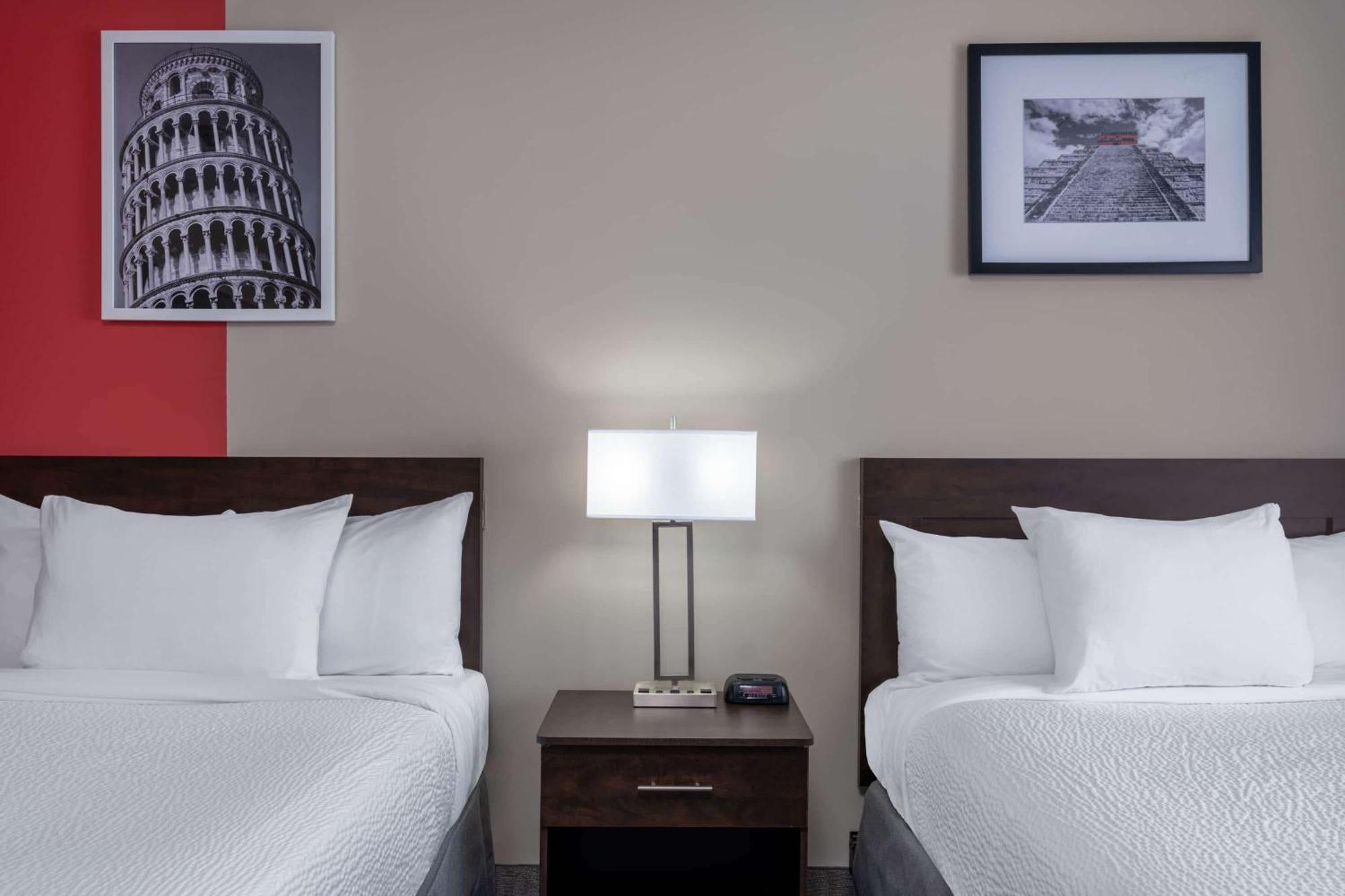Ramada By Wyndham Thunder Bay Airlane Hotel Exteriér fotografie